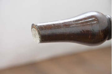 中古　松本民芸家具　細身のスポークが連なる#513型長ウィンザーチェア(III)　定価約39万円　(R-085989)