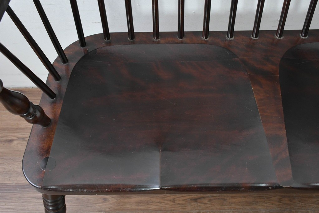 中古　松本民芸家具　細身のスポークが連なる#513型長ウィンザーチェア(III)　定価約39万円　(R-085989)