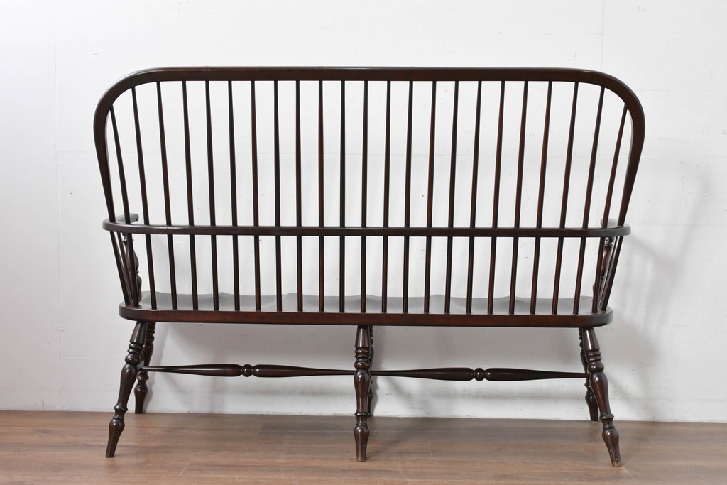 中古　松本民芸家具　細身のスポークが連なる#513型長ウィンザーチェア(III)　定価約39万円　(R-085989)