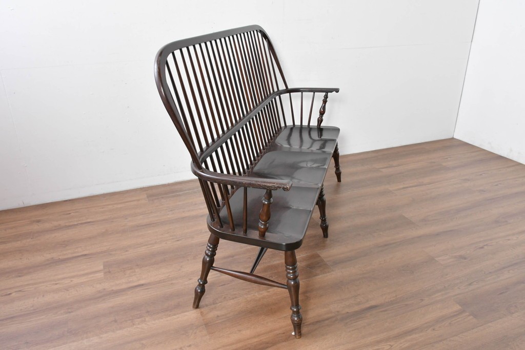 中古　松本民芸家具　細身のスポークが連なる#513型長ウィンザーチェア(III)　定価約39万円　(R-085989)