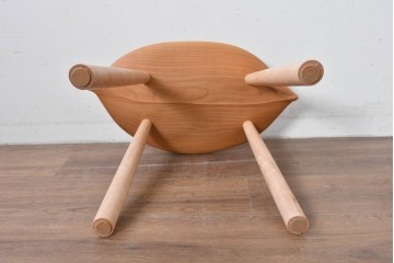 中古　木工房 大地　葉のような座面デザインのリーブベンチ　(R-085990)