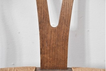 デンマーク　希少なヴィンテージ品　北欧家具　老舗家具メーカー CARL HANSEN&SON(カール・ハンセン&サン)　ハンス J. ウェグナー(HANS J. WEGNER)デザイン　CH24　特徴的なラインを描くYチェア　(R-085991)