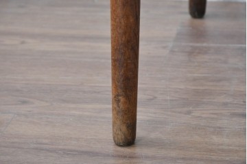 デンマーク　希少なヴィンテージ品　北欧家具　老舗家具メーカー CARL HANSEN&SON(カール・ハンセン&サン)　ハンス J. ウェグナー(HANS J. WEGNER)デザイン　CH24　特徴的なラインを描くYチェア　(R-085991)