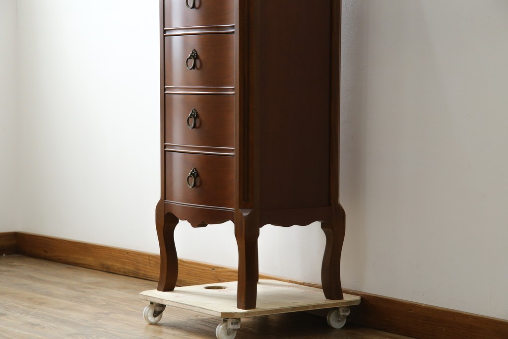 中古　美品　希少な廃番品　LYNN・HOLLYN(リン・ホーリン)　細かな装飾と曲線脚が上品な縦型チェスト　(R-085992)