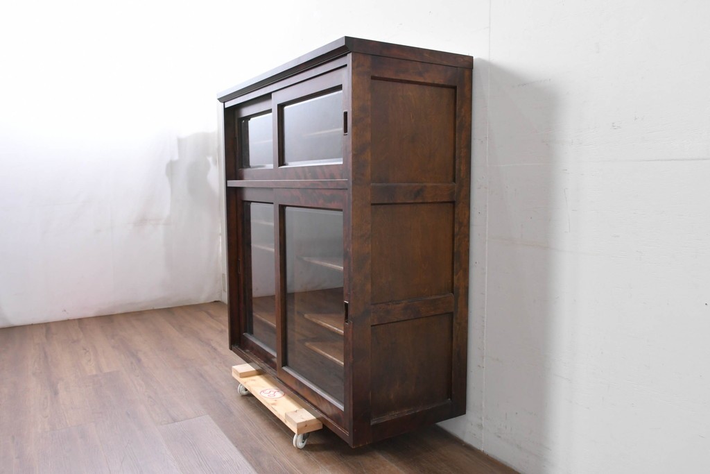 《台輪取り付け加工費込み》　中古　北海道民芸家具　HM161K　重厚な木目と温もり溢れる風合いが魅力のキャビネット　(R-085993)