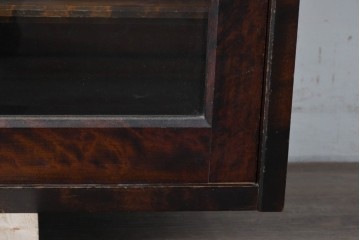 《台輪取り付け加工費込み》　中古　北海道民芸家具　HM161K　重厚な木目と温もり溢れる風合いが魅力のキャビネット　(R-085993)