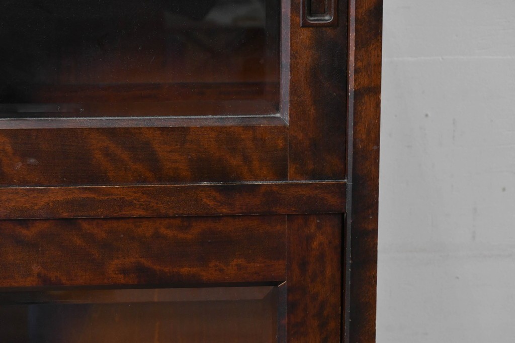 《台輪取り付け加工費込み》　中古　北海道民芸家具　HM161K　重厚な木目と温もり溢れる風合いが魅力のキャビネット　(R-085993)