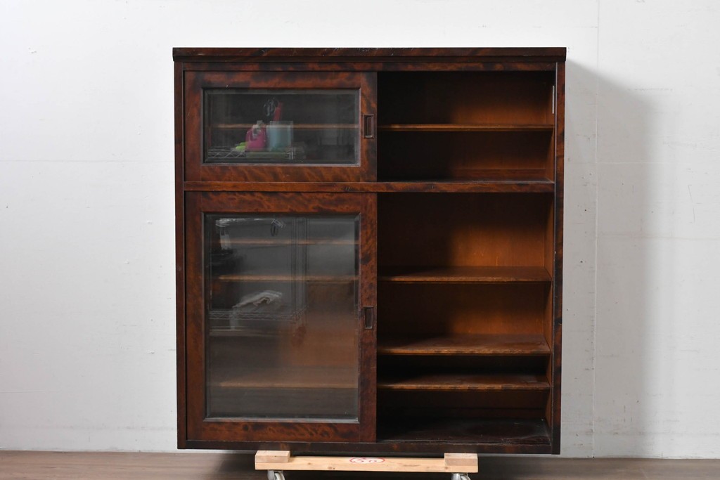 《台輪取り付け加工費込み》　中古　北海道民芸家具　HM161K　重厚な木目と温もり溢れる風合いが魅力のキャビネット　(R-085993)