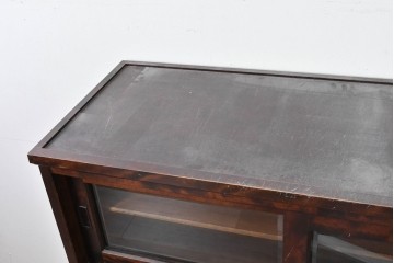 《台輪取り付け加工費込み》　中古　北海道民芸家具　HM161K　重厚な木目と温もり溢れる風合いが魅力のキャビネット　(R-085993)