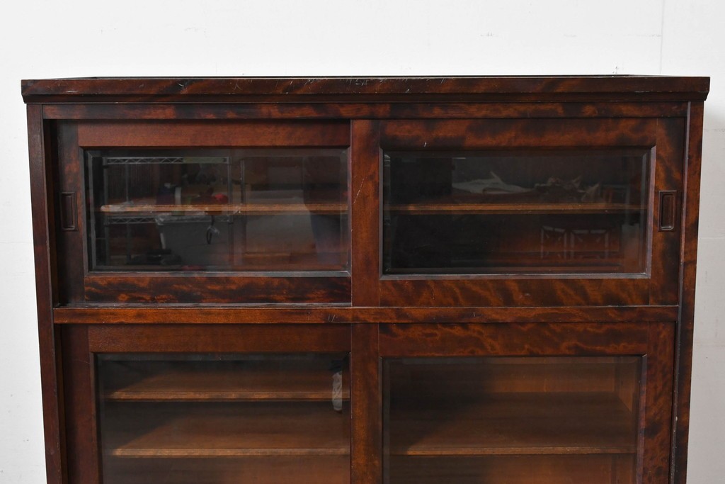 《台輪取り付け加工費込み》　中古　北海道民芸家具　HM161K　重厚な木目と温もり溢れる風合いが魅力のキャビネット　(R-085993)