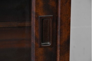 《台輪取り付け加工費込み》　中古　北海道民芸家具　HM161K　重厚な木目と温もり溢れる風合いが魅力のキャビネット　(R-085993)