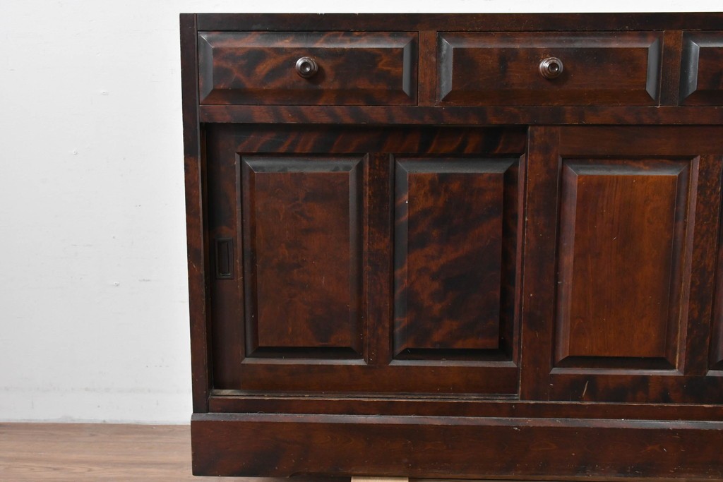 《天板取り付け加工費込み》　中古　北海道民芸家具　HM161K　重厚な木目と温もり溢れる風合いが魅力のサイドボード　(R-085994)