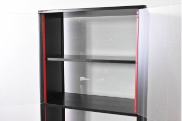 中古　希少モデル　Cassina(カッシーナ)　Brera(ブレラ)　ピエロ・デ・マルティーニ(Piero De Martini)　ガラス扉付きのキャビネット　(R-085995)