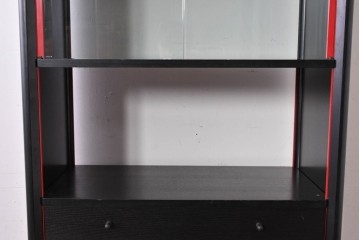 中古　希少モデル　Cassina(カッシーナ)　Brera(ブレラ)　ピエロ・デ・マルティーニ(Piero De Martini)　ガラス扉付きのキャビネット　(R-085995)