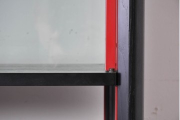 中古　希少モデル　Cassina(カッシーナ)　Brera(ブレラ)　ピエロ・デ・マルティーニ(Piero De Martini)　ガラス扉付きのキャビネット　(R-085995)