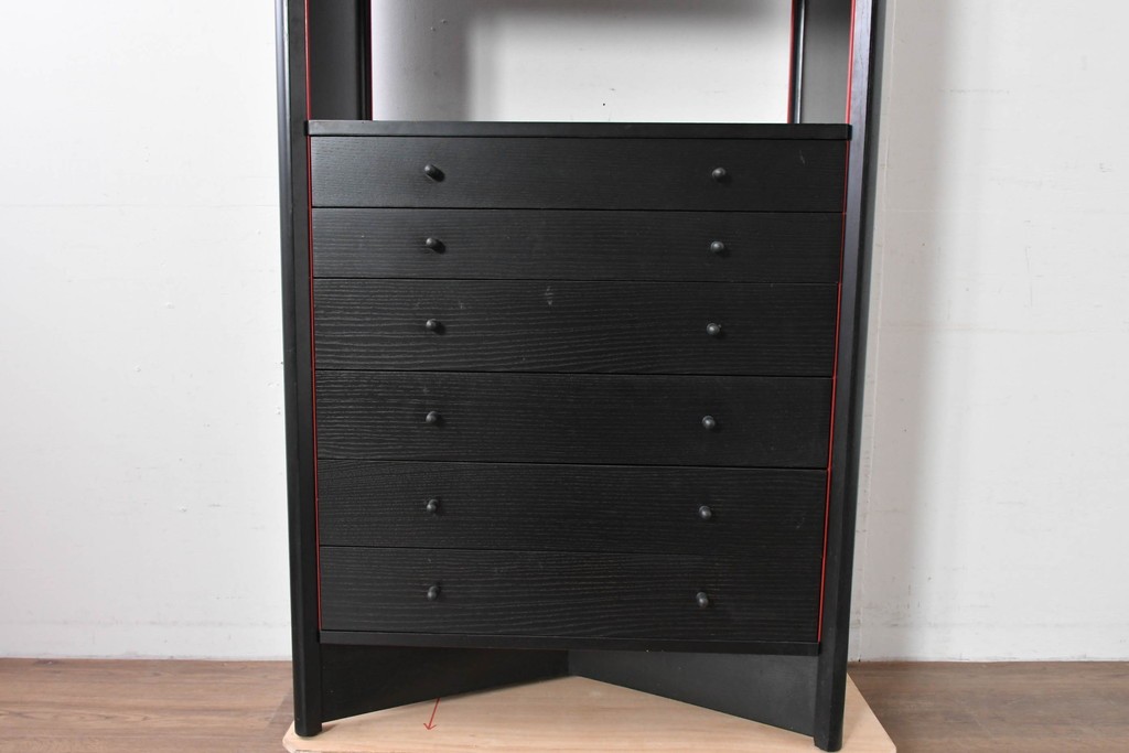 中古　希少モデル　Cassina(カッシーナ)　Brera(ブレラ)　ピエロ・デ・マルティーニ(Piero De Martini)　ガラス扉付きのキャビネット　(R-085995)