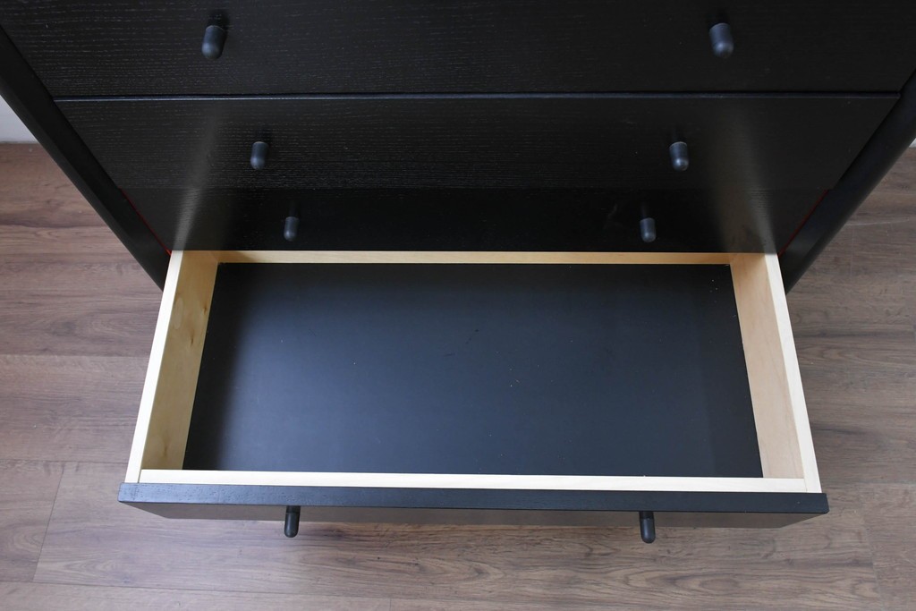 中古　希少モデル　Cassina(カッシーナ)　Brera(ブレラ)　ピエロ・デ・マルティーニ(Piero De Martini)　ガラス扉付きのキャビネット　(R-085996)