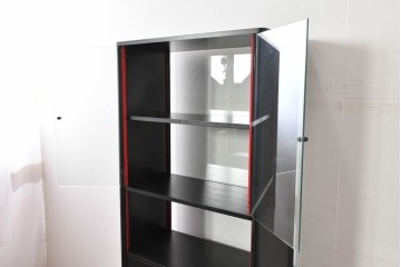 中古　希少モデル　Cassina(カッシーナ)　Brera(ブレラ)　ピエロ・デ・マルティーニ(Piero De Martini)　ガラス扉付きのキャビネット　(R-085996)