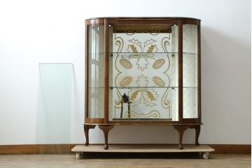 イギリスアンティーク　希少デザイン　BARGET BUILT(バーゲット・ビルト)　両サイドに隠し収納が付いたミラーバックガラスキャビネット　(R-085997)