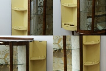 イギリスアンティーク　希少デザイン　BARGET BUILT(バーゲット・ビルト)　両サイドに隠し収納が付いたミラーバックガラスキャビネット　(R-085997)