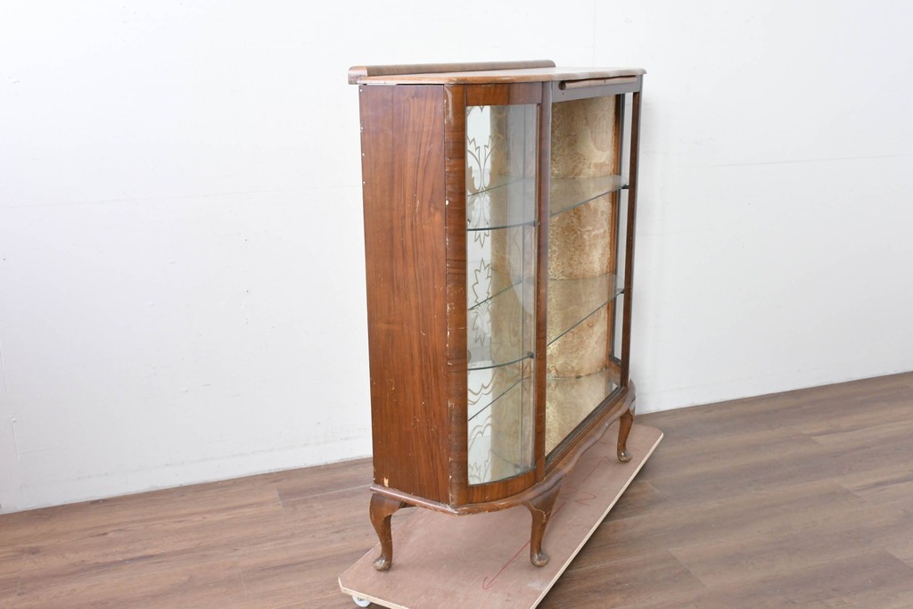 イギリスアンティーク　希少デザイン　BARGET BUILT(バーゲット・ビルト)　両サイドに隠し収納が付いたミラーバックガラスキャビネット　(R-085997)