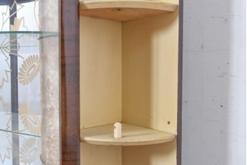 イギリスアンティーク　希少デザイン　BARGET BUILT(バーゲット・ビルト)　両サイドに隠し収納が付いたミラーバックガラスキャビネット　(R-085997)