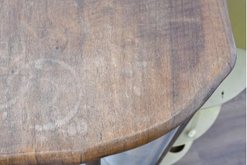 イギリスアンティーク　希少デザイン　BARGET BUILT(バーゲット・ビルト)　両サイドに隠し収納が付いたミラーバックガラスキャビネット　(R-085997)