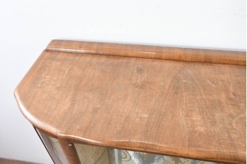 イギリスアンティーク　希少デザイン　BARGET BUILT(バーゲット・ビルト)　両サイドに隠し収納が付いたミラーバックガラスキャビネット　(R-085997)