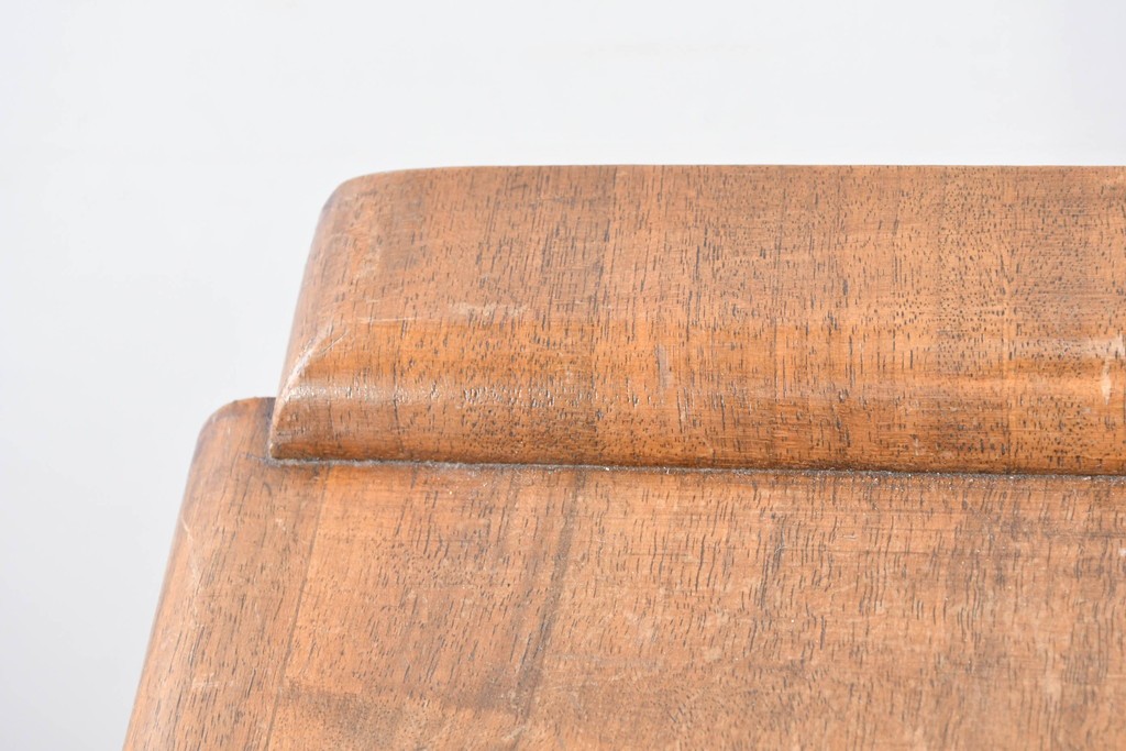 イギリスアンティーク　希少デザイン　BARGET BUILT(バーゲット・ビルト)　両サイドに隠し収納が付いたミラーバックガラスキャビネット　(R-085997)