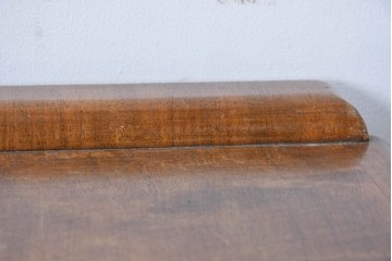 イギリスアンティーク　希少デザイン　BARGET BUILT(バーゲット・ビルト)　両サイドに隠し収納が付いたミラーバックガラスキャビネット　(R-085997)