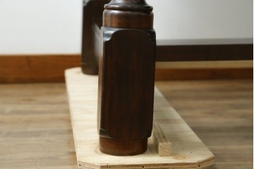 中古　松本民芸家具　クラシカルな挽き物脚のLT型食卓　定価約61万6千円　(R-085999)