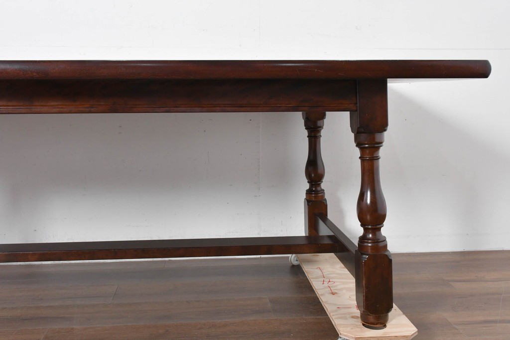 中古　松本民芸家具　クラシカルな挽き物脚のLT型食卓　定価約61万6千円　(R-085999)