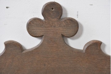 和製アンティーク　大正ロマン　ナラ材　曲線意匠が美しい古い洋館のウォールシェルフ　(R-086000)