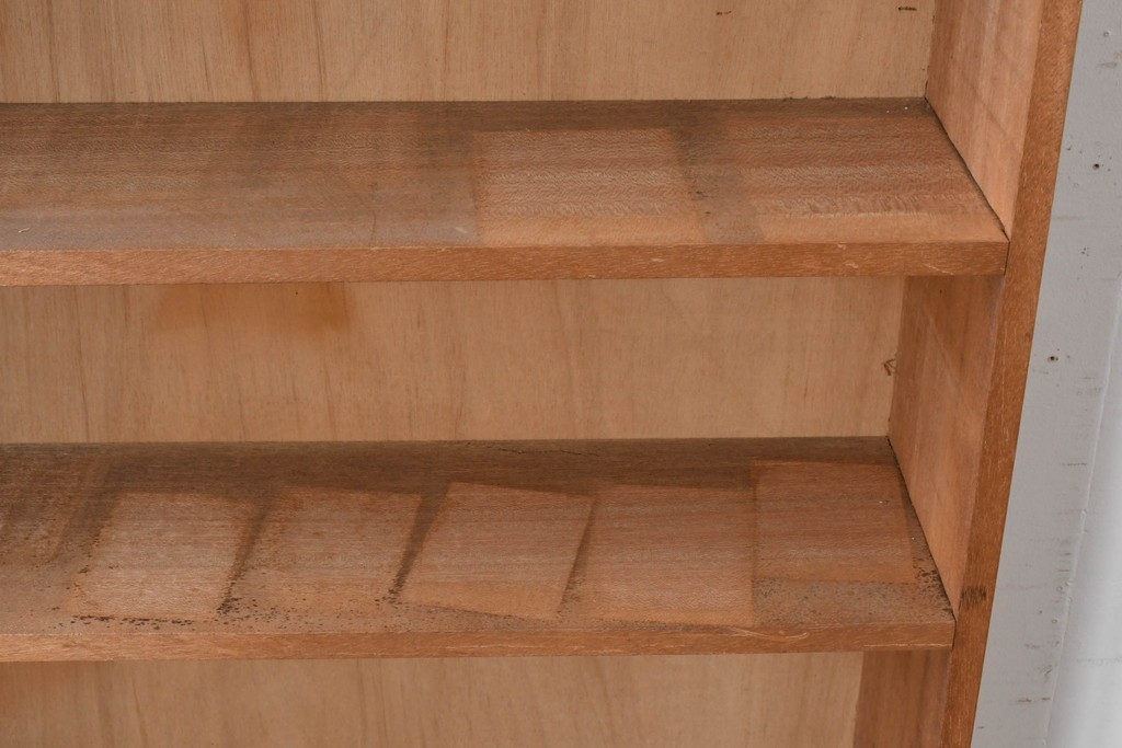 和製ヴィンテージ　ナチュラルテイストのお部屋にも取り入れやすい古い木のシンプルな本棚　(R-086001)