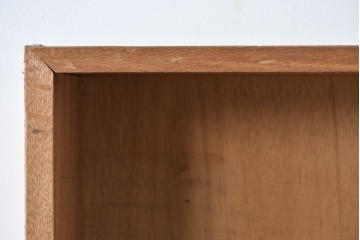 和製ヴィンテージ　ナチュラルテイストのお部屋にも取り入れやすい古い木のシンプルな本棚　(R-086001)