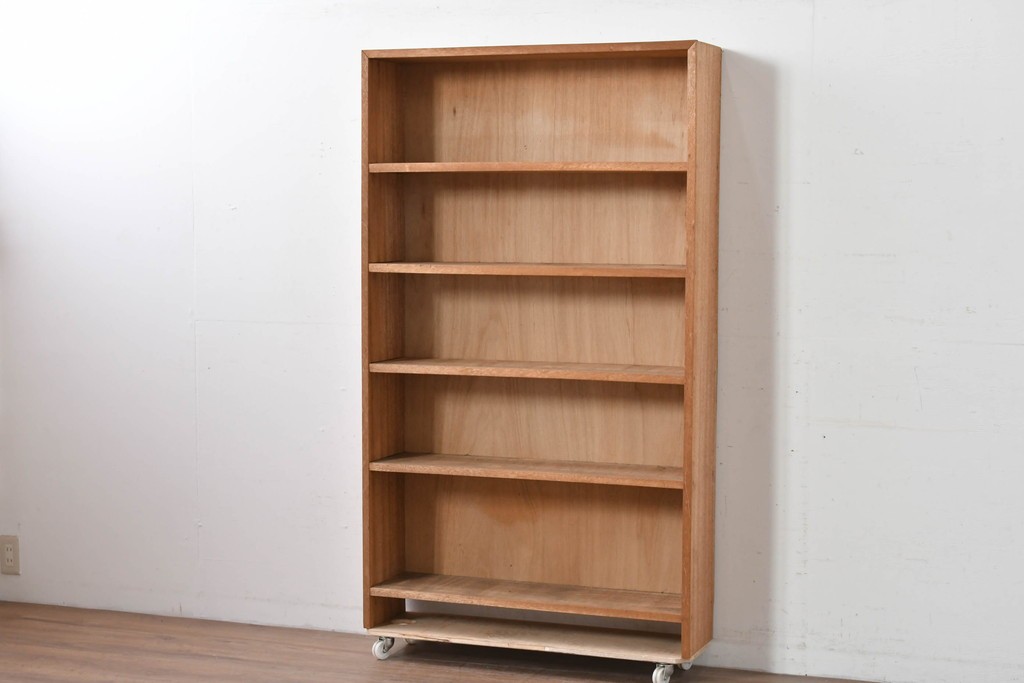 和製ヴィンテージ　ナチュラルテイストのお部屋にも取り入れやすい古い木のシンプルな本棚　(R-086002)