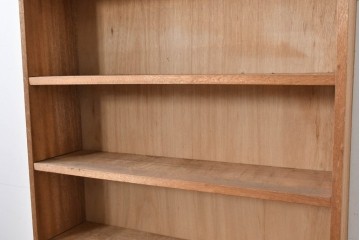 和製ヴィンテージ　ナチュラルテイストのお部屋にも取り入れやすい古い木のシンプルな本棚　(R-086002)