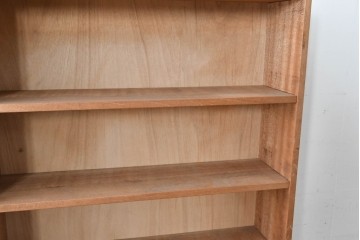 和製ヴィンテージ　ナチュラルテイストのお部屋にも取り入れやすい古い木のシンプルな本棚　(R-086003)