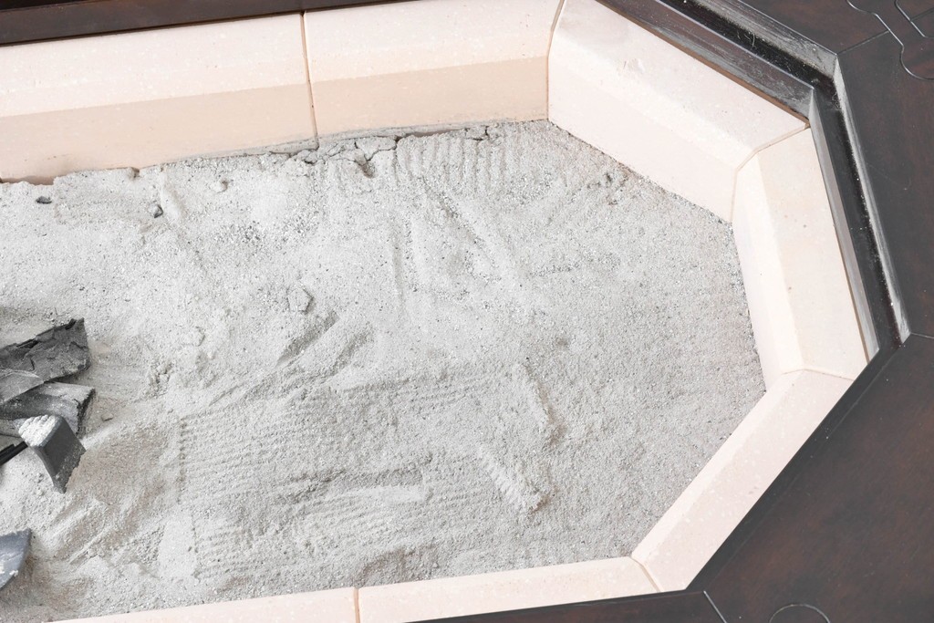 中古　美品　星野民芸(星野民藝)　桜材　重厚なつくりが際立つ八角炉　(R-086005)