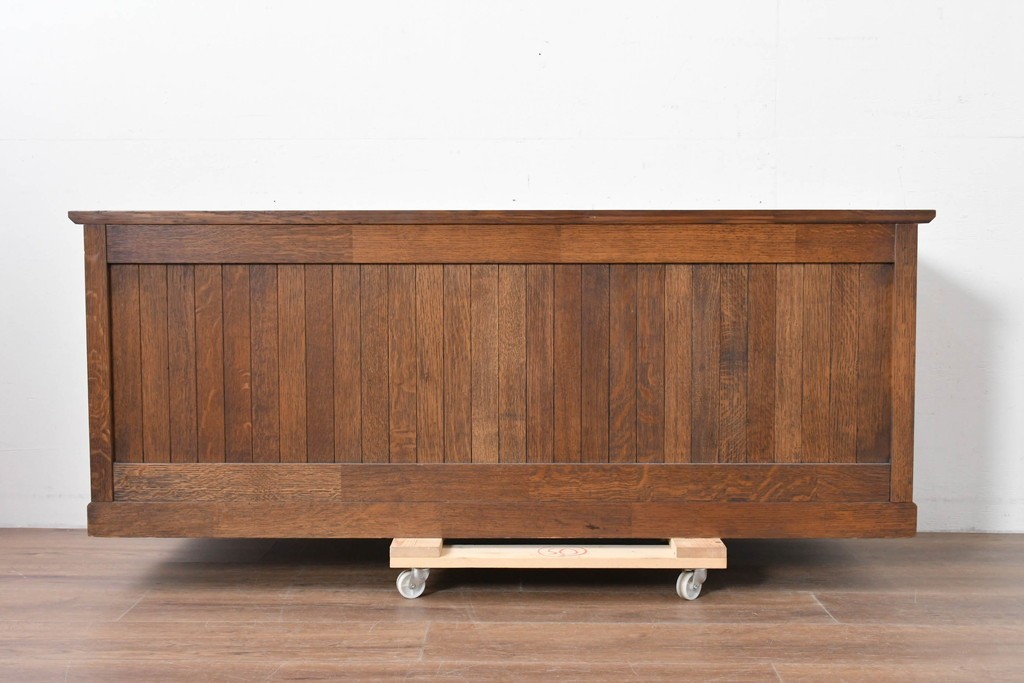 和製ヴィンテージ　国産職人手作りの逸品!!　総ナラ無垢材　格子戸付きサイドボード　製作費推定50万円　(R-086006)