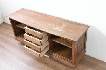 和製ヴィンテージ　国産職人手作りの逸品!!　総ナラ無垢材　格子戸付きサイドボード　製作費推定50万円　(R-086006)