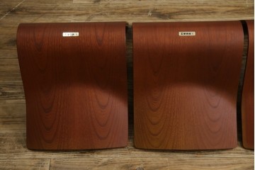 中古　美品　天童木工(Tendo)　欅材　継ぎ目のない一体感ある美しいラインが魅力の座椅子4脚セット　定価(4脚合計)約10万円　(R-086011)