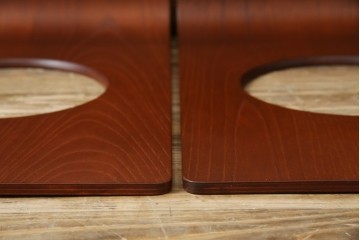 中古　美品　天童木工(Tendo)　欅材　継ぎ目のない一体感ある美しいラインが魅力の座椅子4脚セット　定価(4脚合計)約10万円　(R-086011)