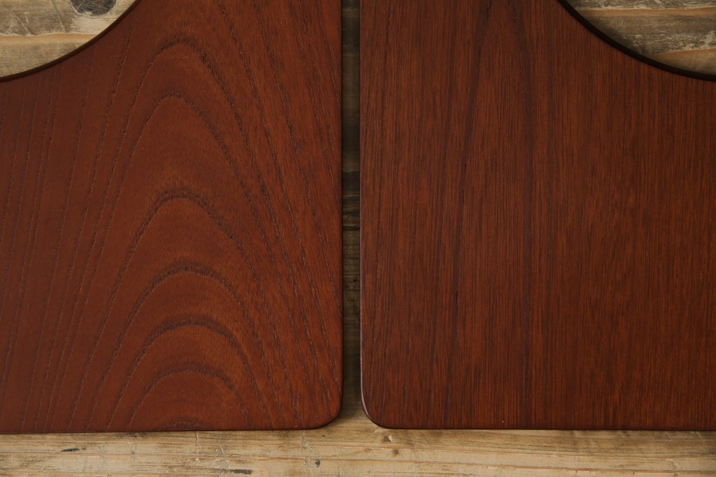 中古　美品　天童木工(Tendo)　欅材　継ぎ目のない一体感ある美しいラインが魅力の座椅子4脚セット　定価(4脚合計)約10万円　(R-086011)