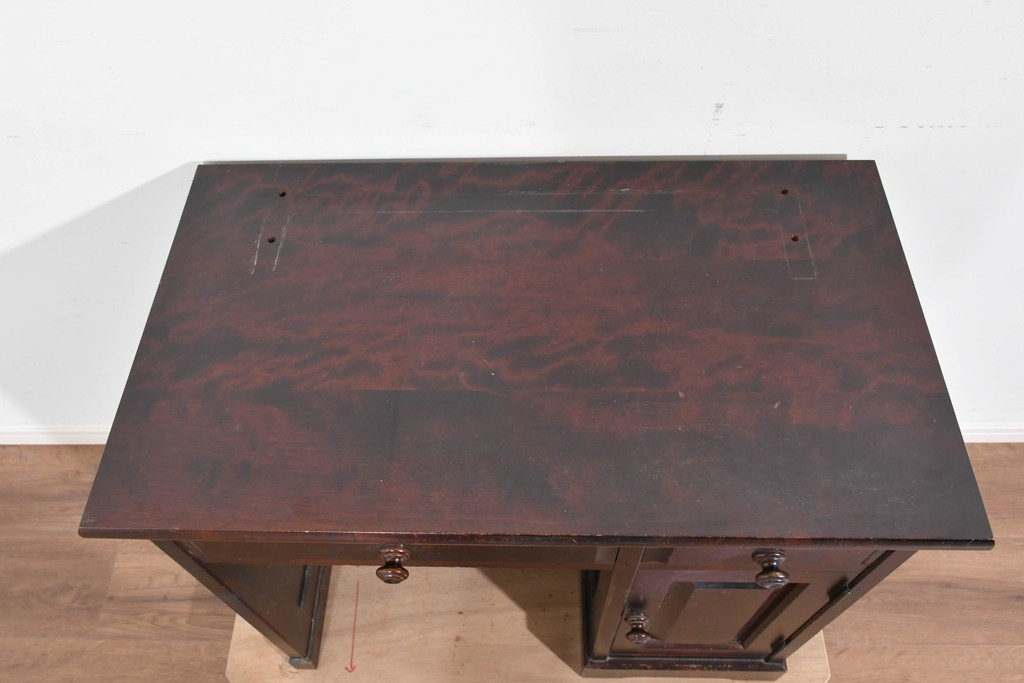 中古　北海道民芸家具　ドレッサーリメイク　引き出しと扉収納で整理しやすい片袖机　(R-086012)