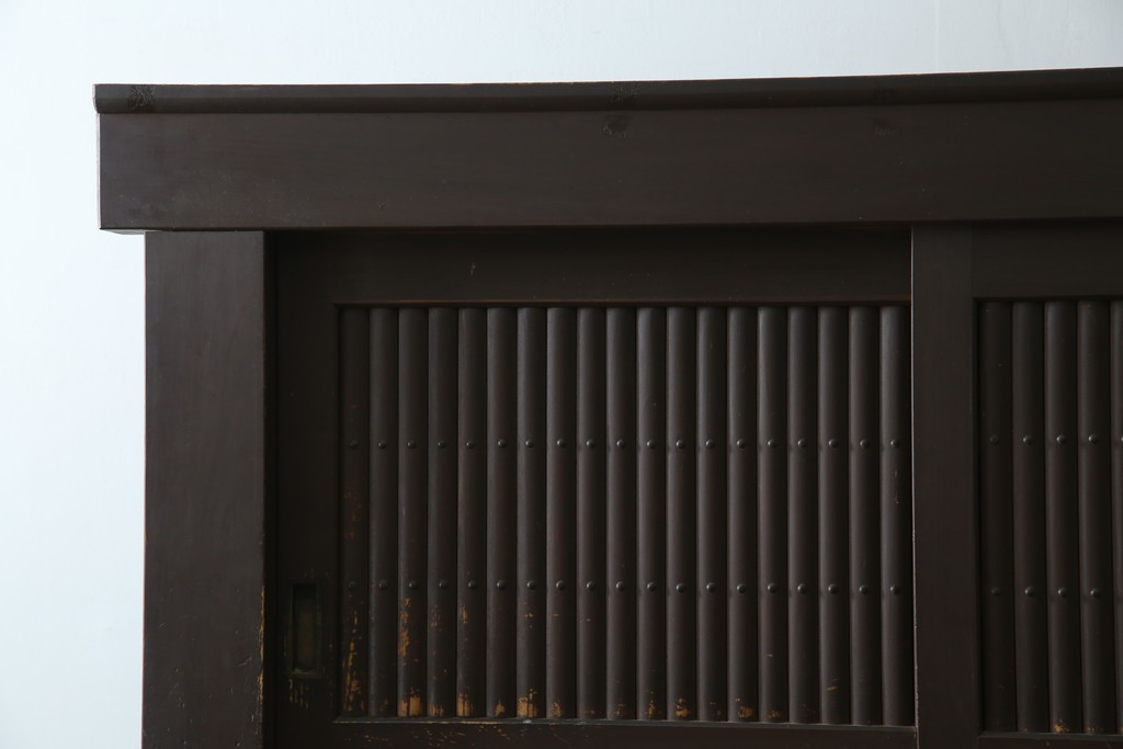 和製アンティーク　明治大正期　丸桟戸が上品な昇り引き出し付きの近江水屋箪笥　(R-086015)