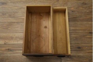 和製アンティーク　明治大正期　丸桟戸が上品な昇り引き出し付きの近江水屋箪笥　(R-086015)