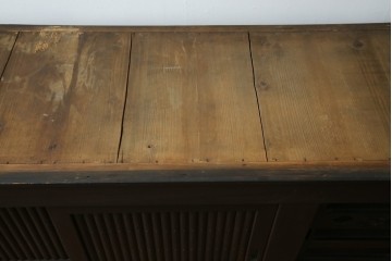 和製アンティーク　明治大正期　引き出し8杯付き　上品な丸桟戸の近江水屋箪笥サイドボード　(R-086016)