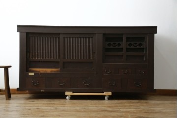 和製アンティーク　明治大正期　引き出し8杯付き　上品な丸桟戸の近江水屋箪笥サイドボード　(R-086016)