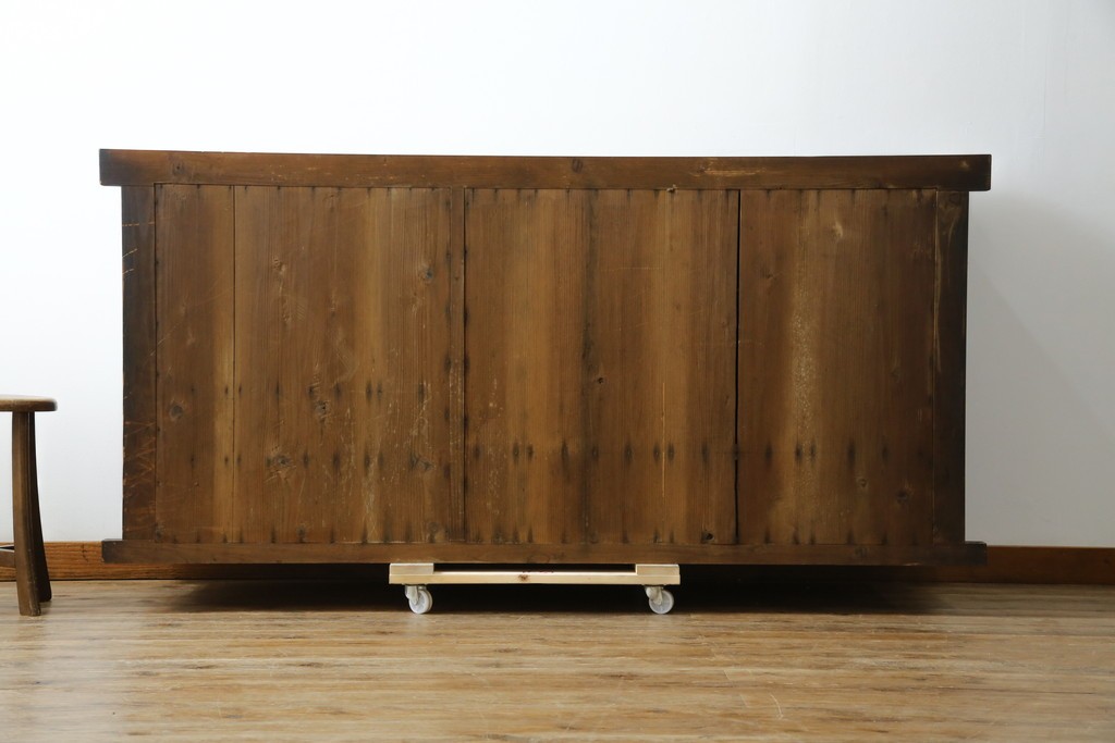 和製アンティーク　明治大正期　引き出し8杯付き　上品な丸桟戸の近江水屋箪笥サイドボード　(R-086016)